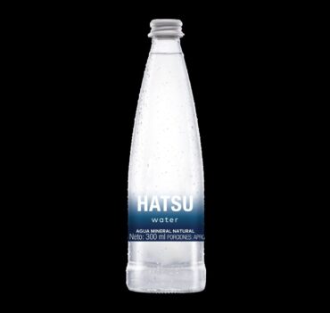 Agua sin gas